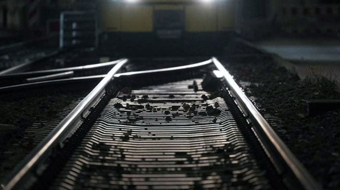 İki qatar toqquşdu - 17 nəfər xəsarət aldı 