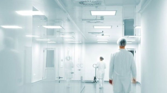 Deputat özəl xəstəxanalarda böyük məbləğdə depozit istənilməsindən danışıb