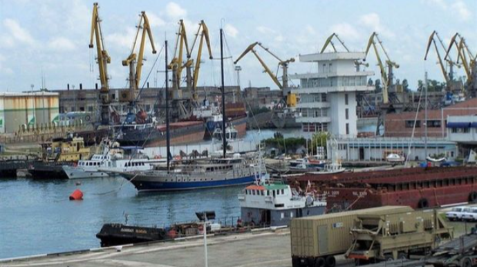 Azərbaycan gəmiləri bir aydan çoxdur Gürcüstan limanında növbə gözləyir - RƏSMİ AÇIQLAMA 