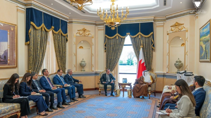 İlham Əliyevin məktubu Bəhreyn vəliəhdinə təqdim edildi   - FOTO - YENİLƏNİB