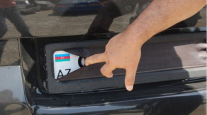 Narkotik çəkib nömrəsini gizlədən sürücü həbs olundu