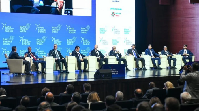 “Bakı Enerji Forumu”nun ikinci günü başlayıb 