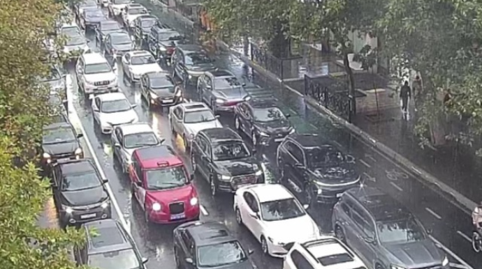 Hazırda tıxac olan yollar - SİYAHI 