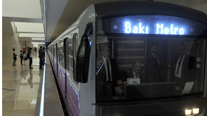 Metrodan istifadə edənlərin sayı artıb 