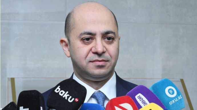 Vüsal Aslanov Aparat rəhbərini işdən çıxardı - FOTO