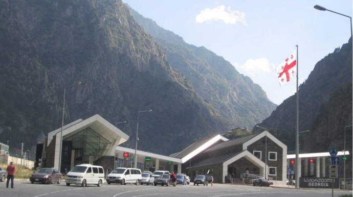 Gürcüstan və Ermənistanı Rusiya ilə birləşdirən yeganə quru yol bağlandı
