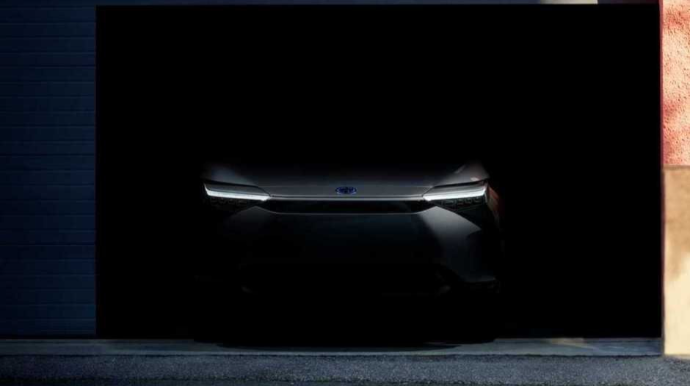 Toyota ilk elektromobilinin növbəti tizerini dərc edib - VİDEO