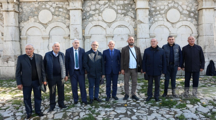 Gürcüstanın xarici səyahətçiləri Şuşaya gəldi - FOTO