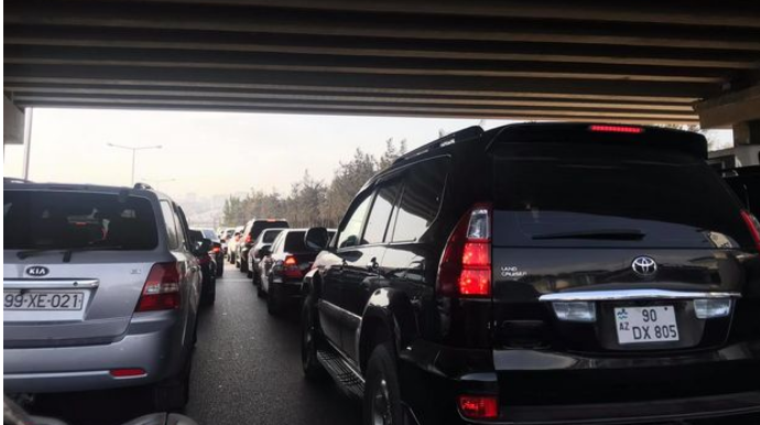 Sumqayıt-Bakı yolunda tıxac  - VİDEO