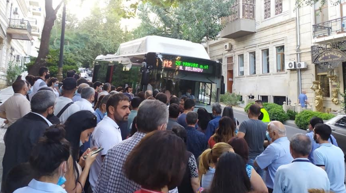 Sərnişinlərə ŞAD XƏBƏR:  yollarda gözləməkdən canımız qurtarır 