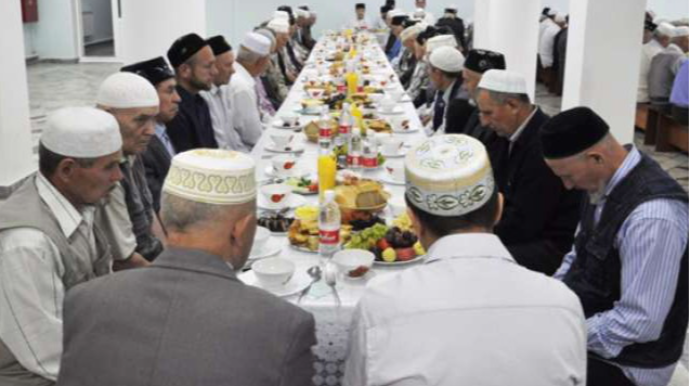 Daha bir şəhərdə dəbdəbəli yas mərasimləri ləğv olunur