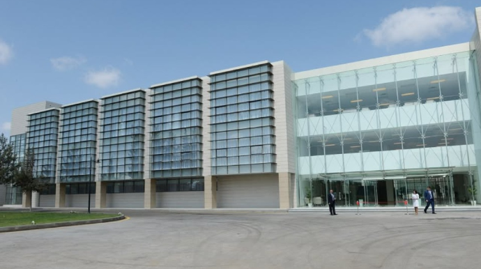 Cəlilabad xəstəxanasının işçilərinin maaşı verilmir? 