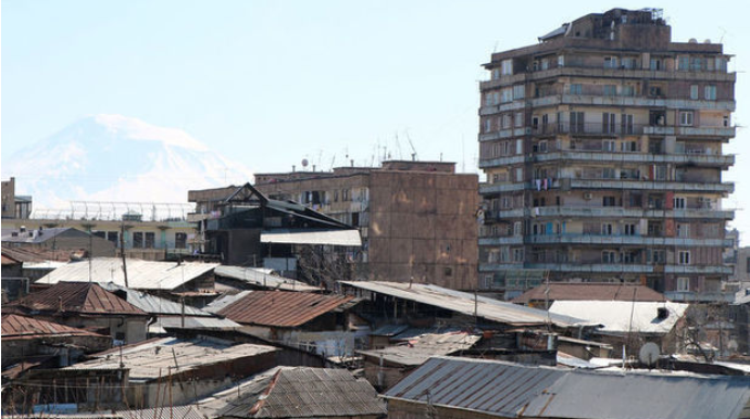 Ermənistan vətəndaşları işləmək üçün kütləvi şəkildə Rusiyaya qaçırlar