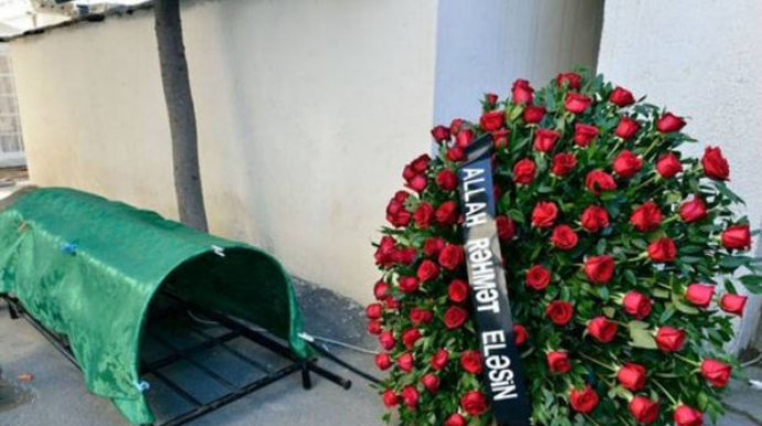 Скончалась преподаватель UNEC   - ФОТО