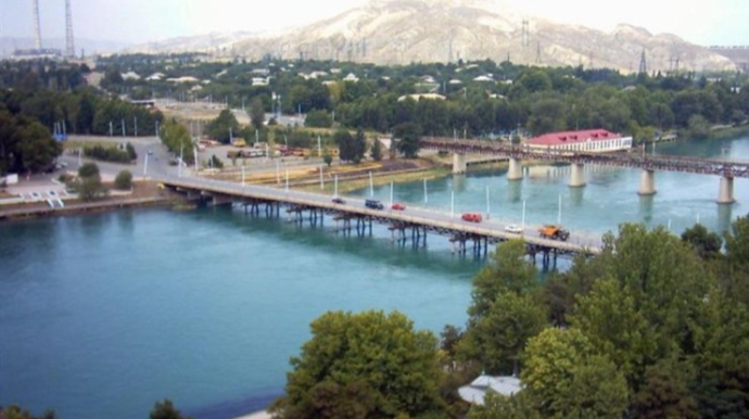 Gənc oğlan Kürün sahilində özünü öldürdü 