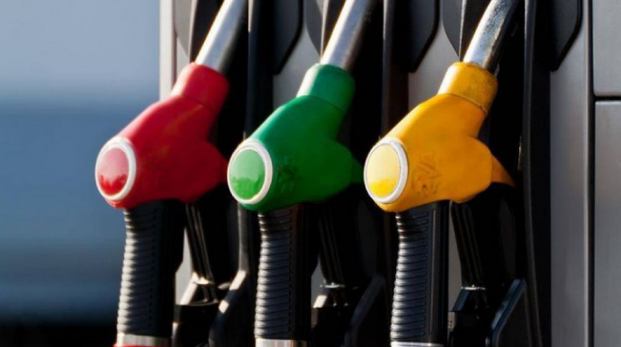 Azərbaycan benzin istehsalını azaldıb - CƏDVƏL 