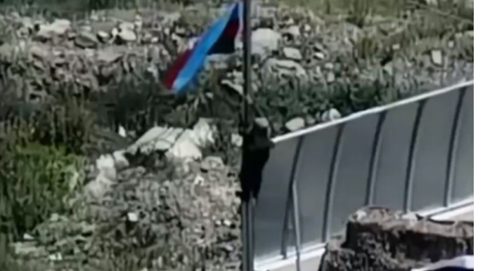 Laçındakı buraxılış məntəqəsində Azərbaycan bayrağı qaldırıldı   - VİDEO