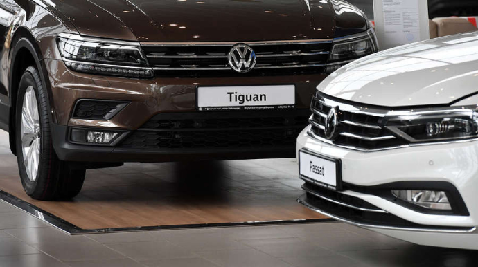 “Volkswagen” Rusiyadakı zavodunu satmağı istisna etmir 