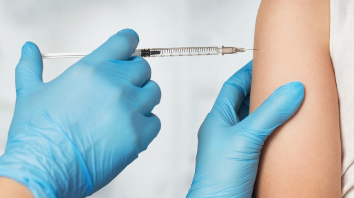 ÜST qripə qarşı kütləvi peyvəndlənməyə çağırıb