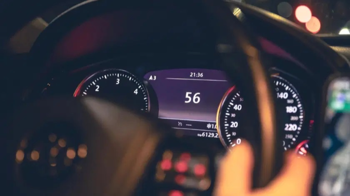 Yanacaq bahalaşır, yollarda sürət aşağı düşür 