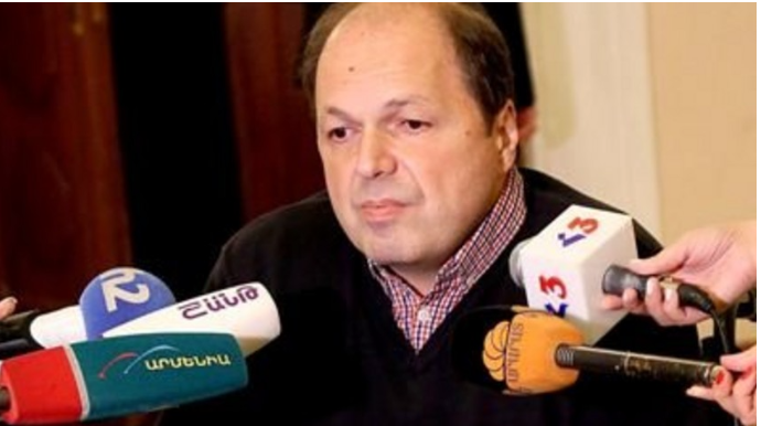 Ermənistanda yaralı hərbçilərə əlil arabaları və qoltuqağacı verilmir