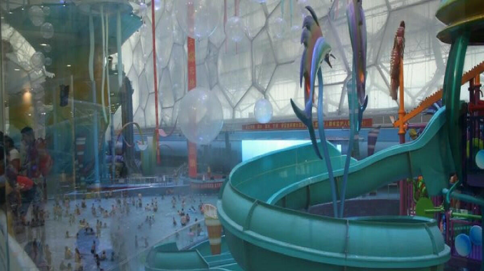 “Aquapark”da sudan zəhərlənmə  - Kimyəvi maddə hovuza sızıb