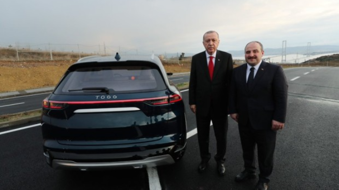 "Togg"dan xidməti avtomobil kimi istifadə edən ilk şəxs görün kimdir  - FOTO