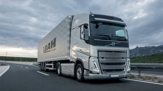 Şirkətlərin oduna sürücü yandı – İran vətəndaşı 5 aydır ölkəsinə qayıda bilmir 