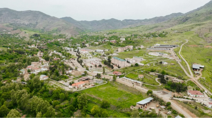 Xocavəndin Qırmızı Bazar qəsəbəsinə növbəti köç karvanı yola salındı   - YENİLƏNİB