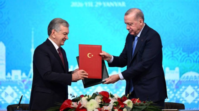 Yeni nəqliyyat dəhlizləri Özbəkistan və Türkiyə liderlərinin danışıqlarında əsas mövzulardan biri olub 