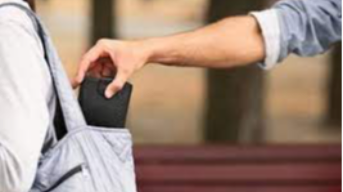 Bakıda mağazada qadına qarşı soyğunçuluq edilib 