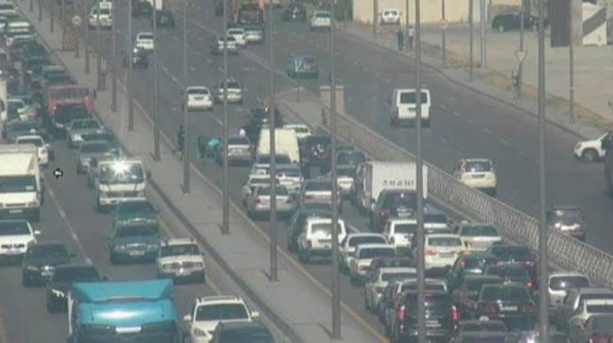 Ziya Bünyadov prospektində iki yol qəzası baş verib - FOTO 