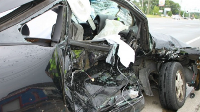 Qazaxda 3 maşın toqquşub, xəsarət alanlar var