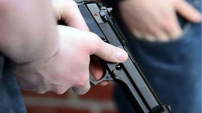 Sumqayıtda silahlı insident - Qazi saxlanıldı