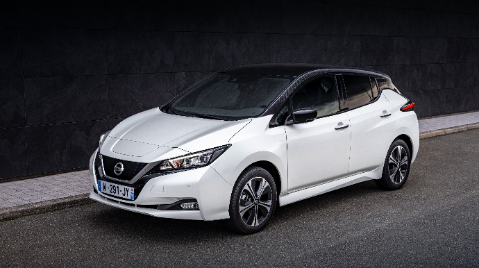 Электрокар Nissan Leaf10 напомнил об успехе модели