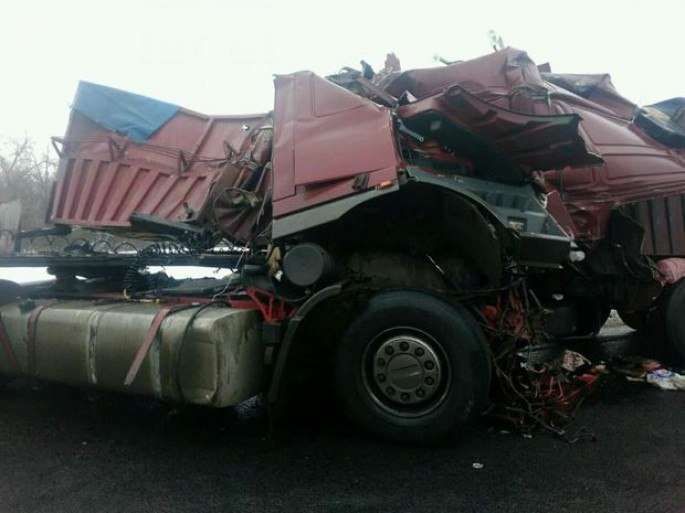 Dəhşətli yol qəzası: 20 ölü