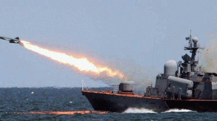 İran Xəzər dənizində hərbi təlimlərə başlayıb