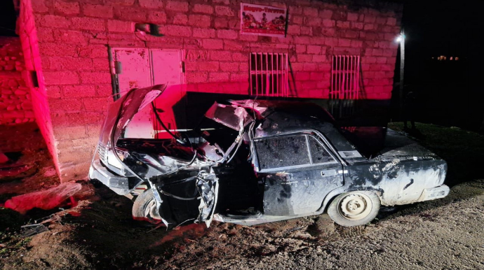 Samuxda "VAZ"  mağazaya çırpıldı