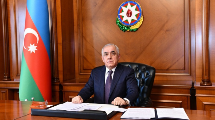Baş nazirdən bu şəxslərin əməkhaqları ilə bağlı QƏRAR 