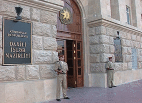 DİN polis şöbəsində intihara cəhd edən şəxslə bağlı açıqlama verib: “Müalicəsi davam edir”