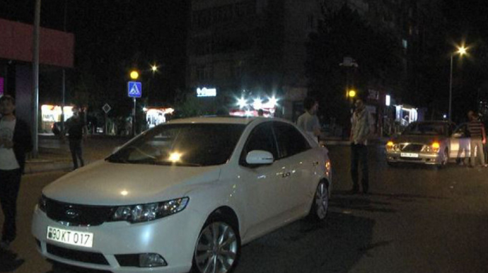 Moped avtomobilə çırpılıb, xəsarət alan var - FOTO - VİDEO 