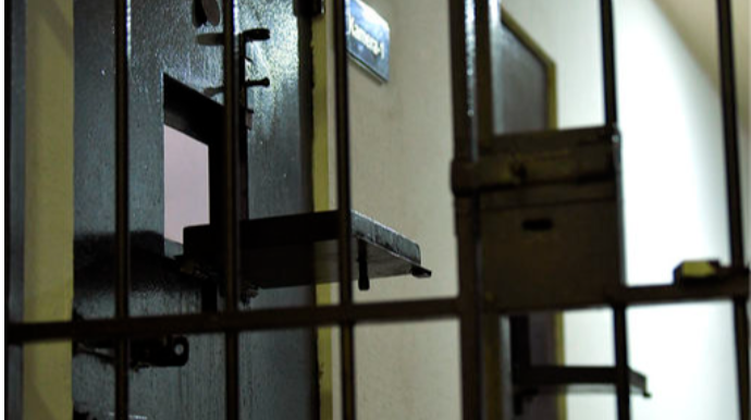 Azərbaycanda 18 il azadlıqdan məhrum edilən məhbus özünü öldürdü