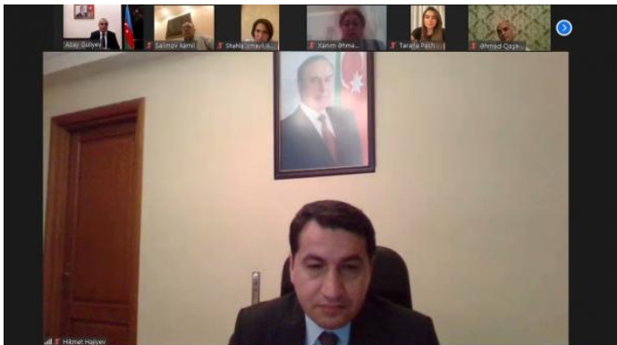 Prezidentin köməkçisi daha bir qrup QHT ilə görüşüb - FOTO