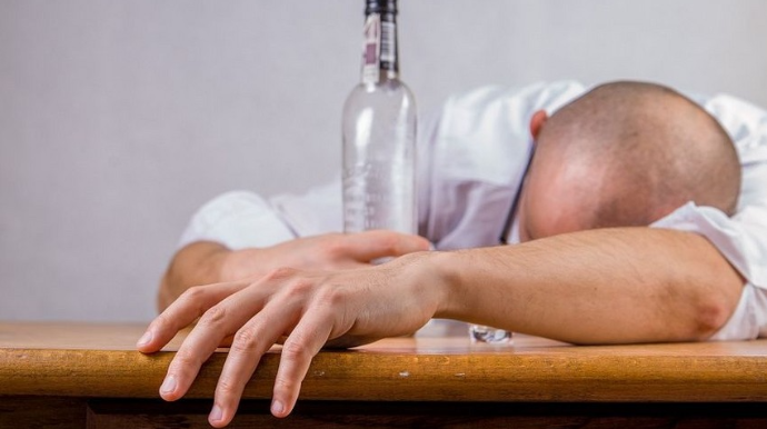 Rusiyada 16 nəfər spirtdən zəhərlənərək ölüb