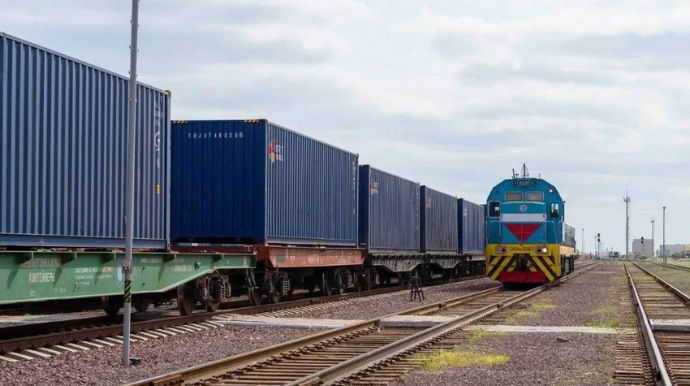 Qazaxıstanda dəmir yolu tranziti 100 milyon tona çatacaq