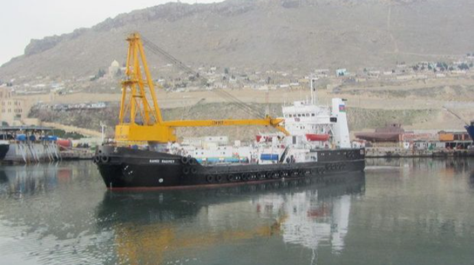 “Ramiz Hacıyev” kran gəmisi əsaslı təmir olunub