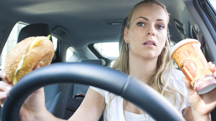 Sükan arxasına keçməzdən əvvəl yeməməli olduğunuz 3 QİDA 