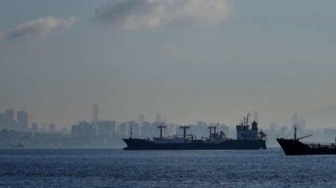 Türkiyə Bosfor və Dardanel boğazlarından keçid haqqını artıracaq 