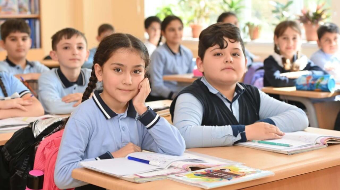 Məktəblərdə 5 gün dərs olmayacaq 