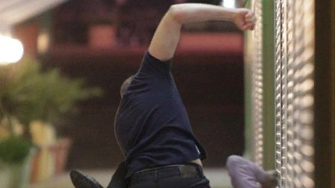 Həmyerlilərimizin döydüyü erməni belə üzr istədi  - VİDEO